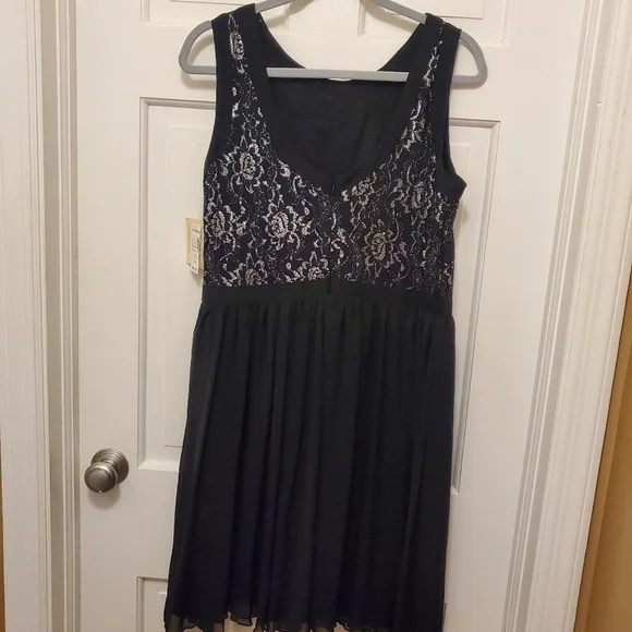 NWT ECI New York Black/Silver Cocktail Dress Size 14 Missy Retail $64.00 - Picture 12 of 13